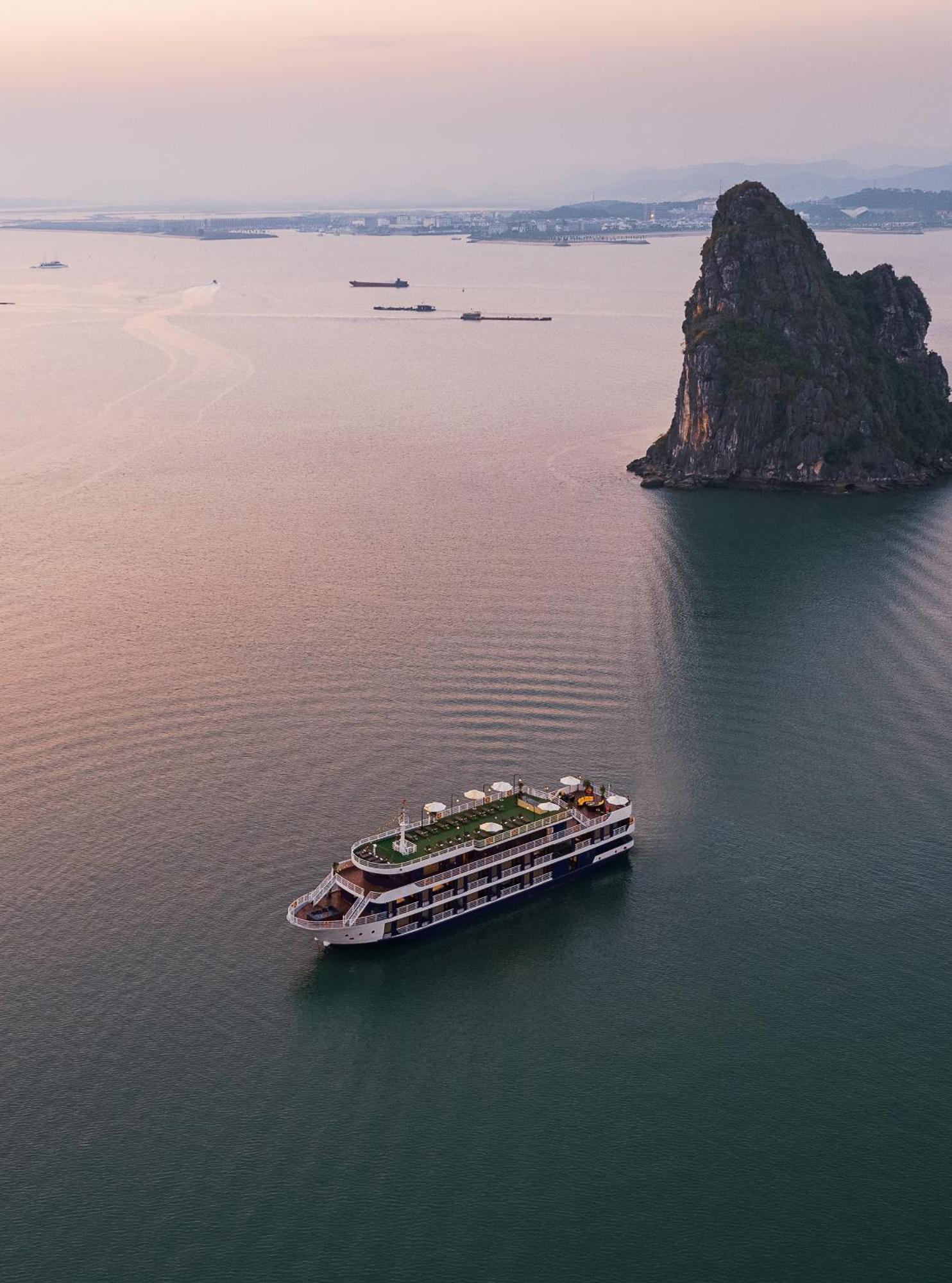 Halong Dragon Bay Cruise Otel Ha Long Dış mekan fotoğraf