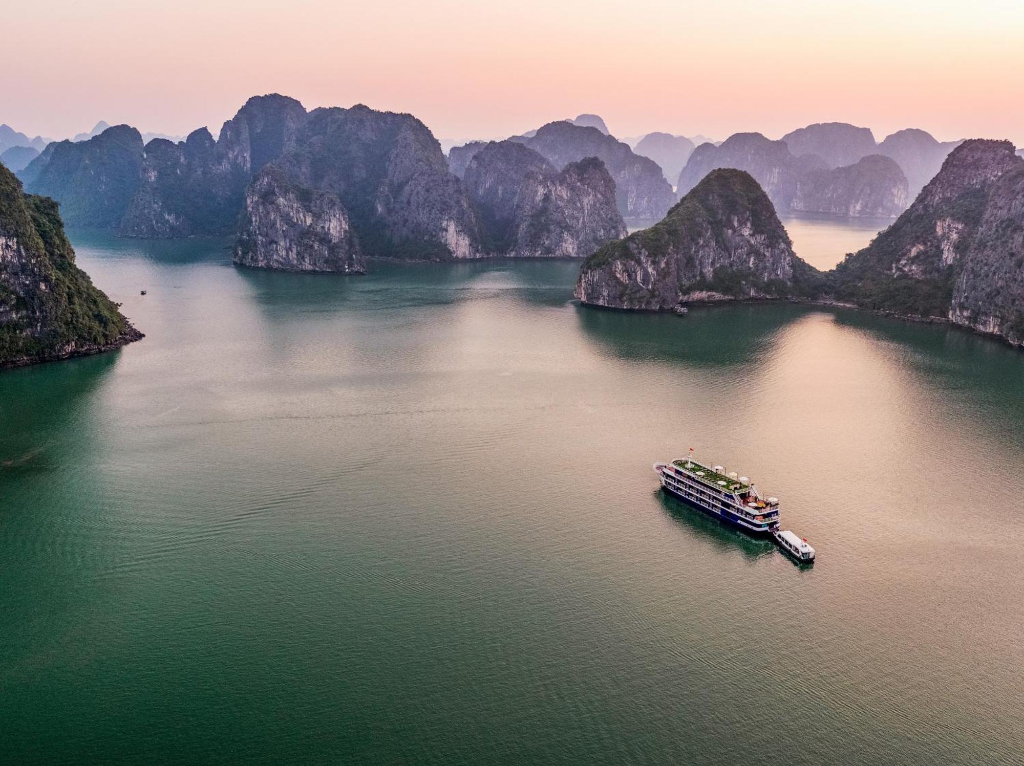 Halong Dragon Bay Cruise Otel Ha Long Dış mekan fotoğraf