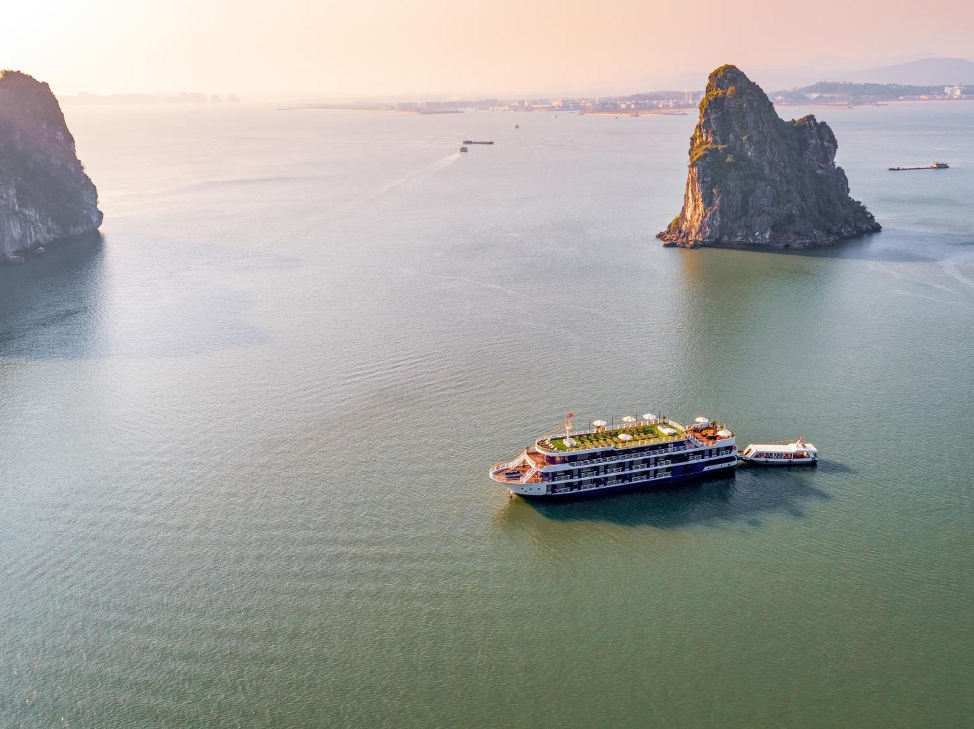 Halong Dragon Bay Cruise Otel Ha Long Dış mekan fotoğraf